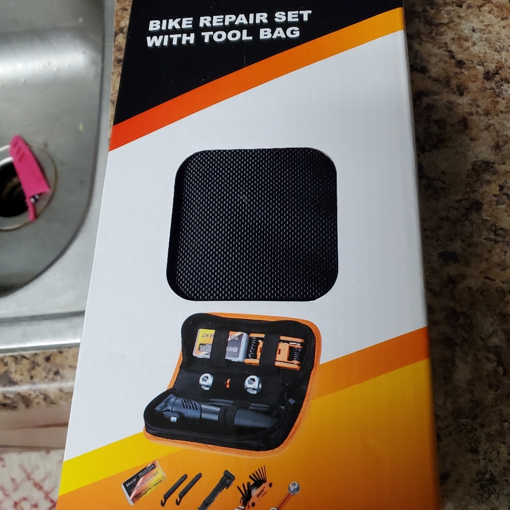 Bike wide seat and repair kit